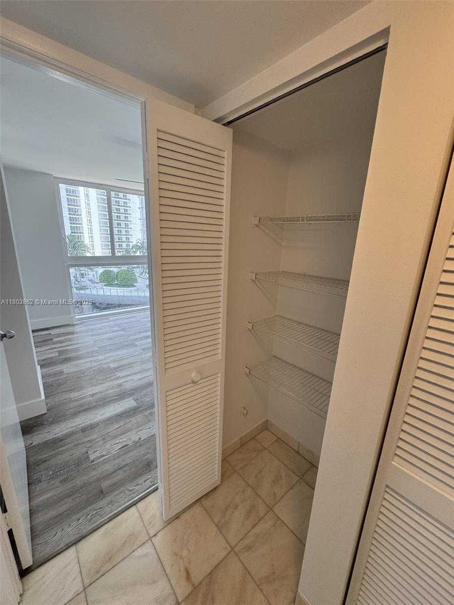 Small Image of 15645 COLLINS AV #901, Sunny Isles Beach Number 25