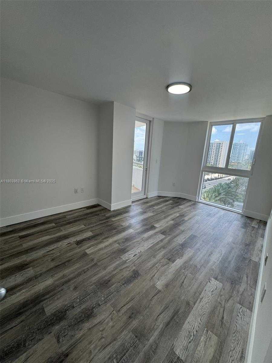 Small Image of 15645 COLLINS AV #901, Sunny Isles Beach Number 31