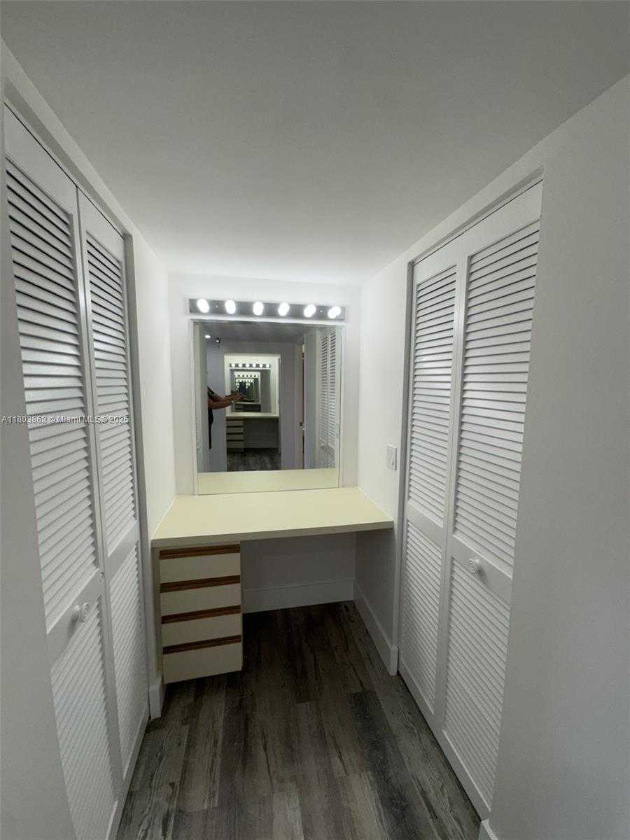 Small Image of 15645 COLLINS AV #901, Sunny Isles Beach Number 38