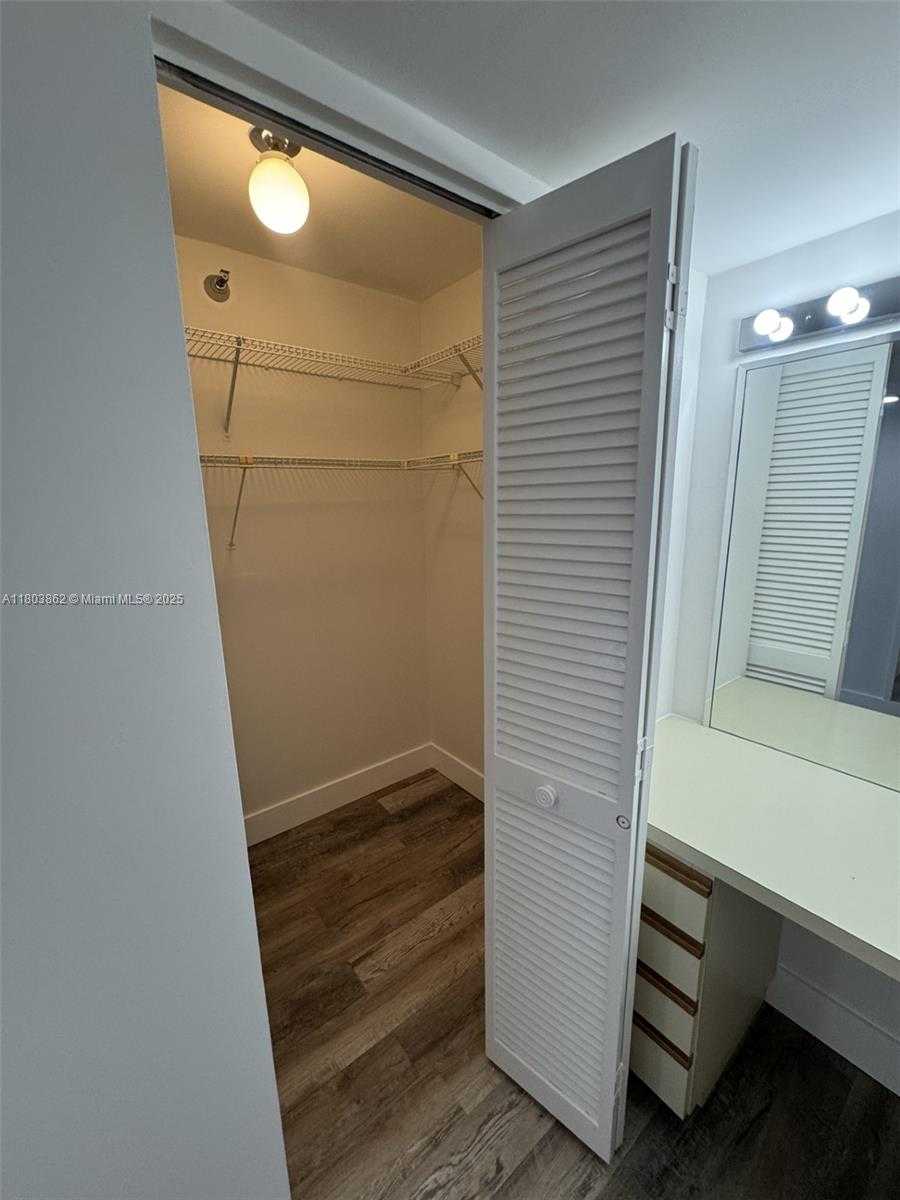 Small Image of 15645 COLLINS AV #901, Sunny Isles Beach Number 41