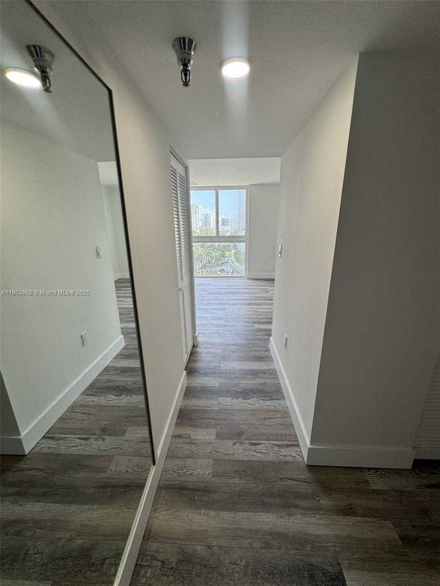 Small Image of 15645 COLLINS AV #901, Sunny Isles Beach Number 46