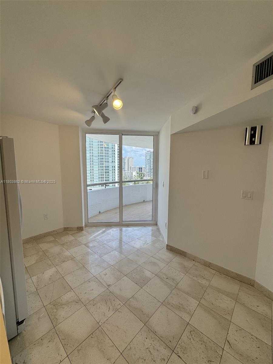 Small Image of 15645 COLLINS AV #901, Sunny Isles Beach Number 9