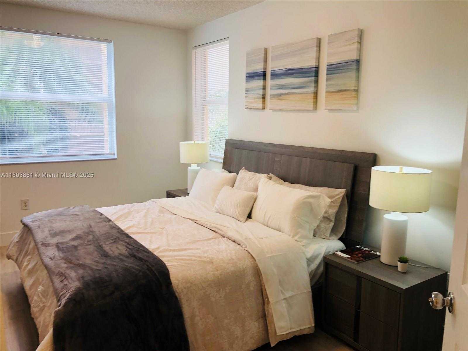 Small Image of 17100 NORTH BAY RD #1511, Sunny Isles Beach Number 19