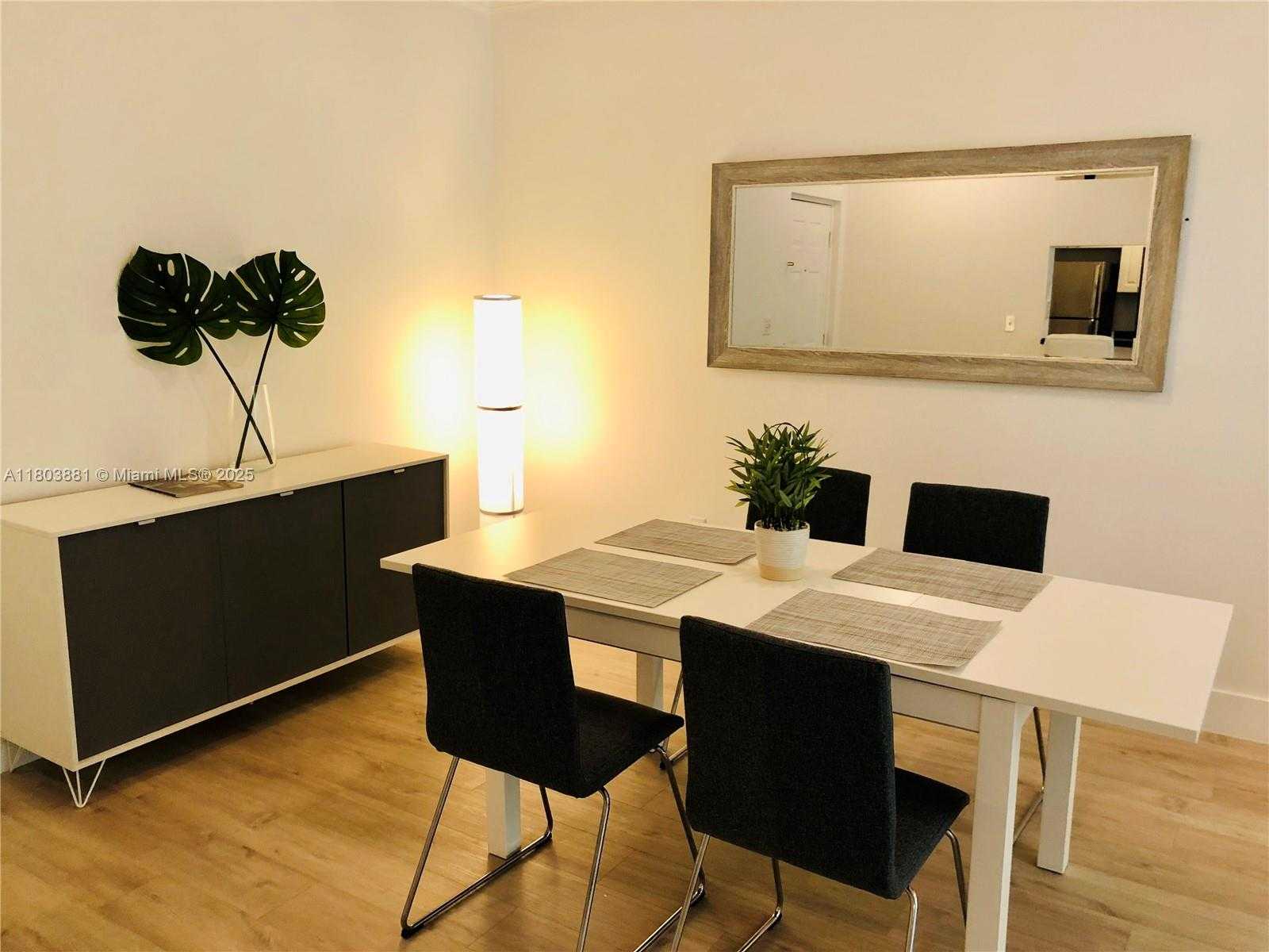 Small Image of 17100 NORTH BAY RD #1511, Sunny Isles Beach Number 7