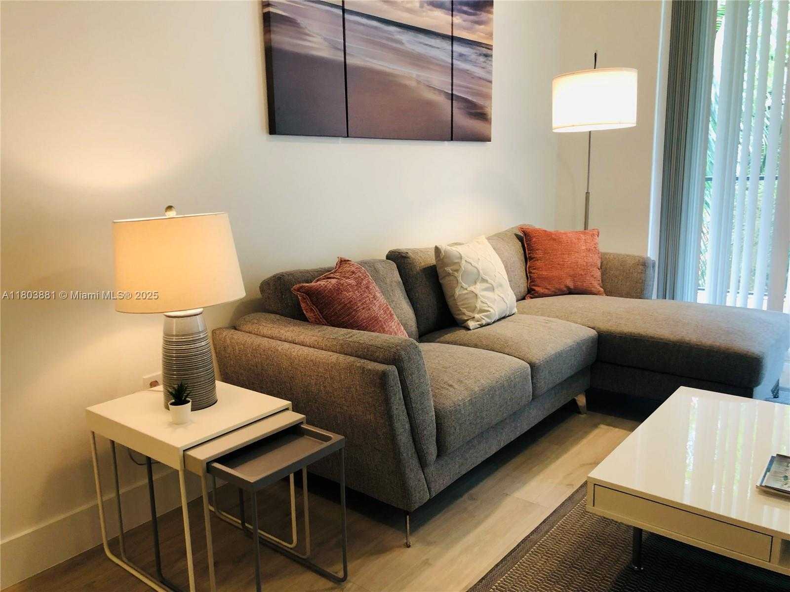 Small Image of 17100 NORTH BAY RD #1511, Sunny Isles Beach Number 8