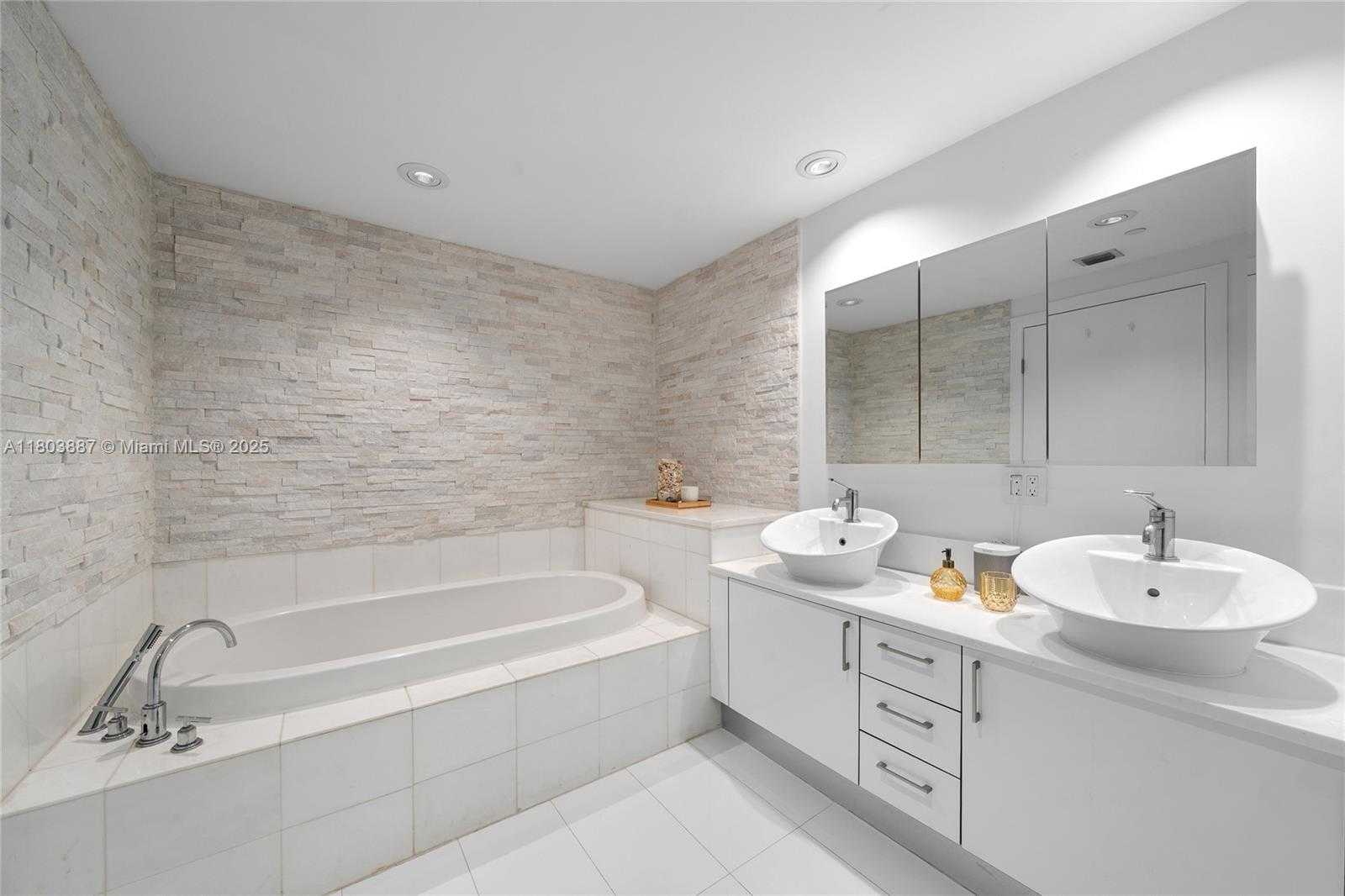 Small Image of 2950 NORTH EAST 188TH ST #540, Aventura Number 13