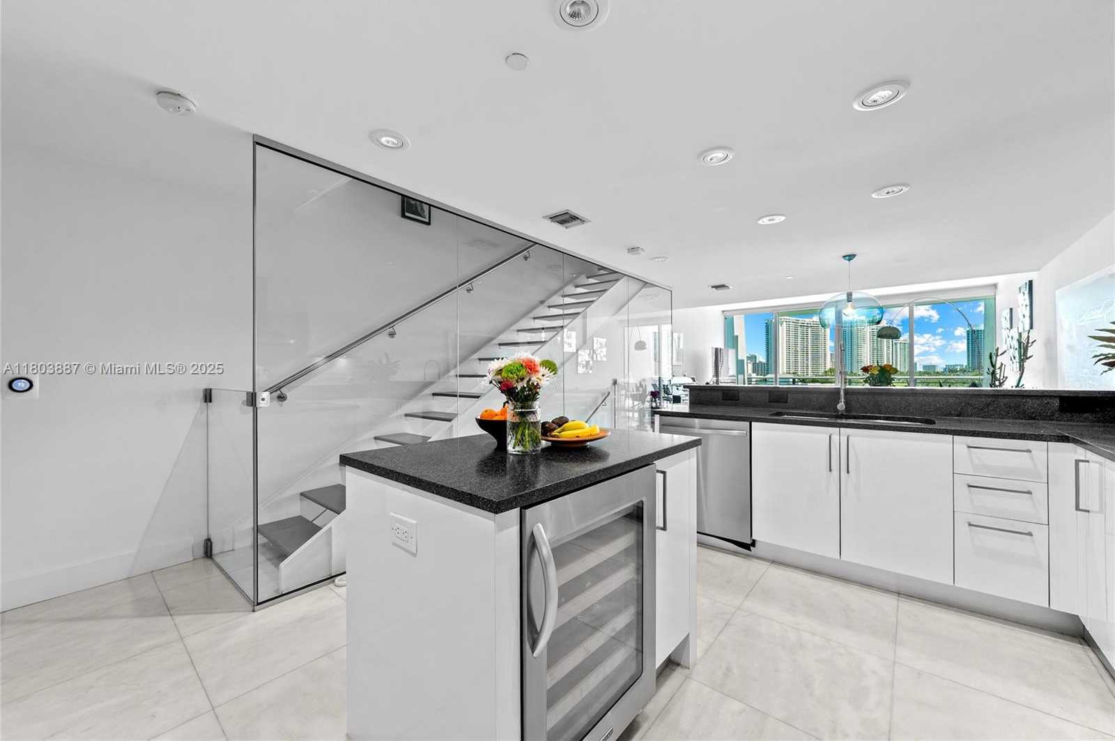 Small Image of 2950 NORTH EAST 188TH ST #540, Aventura Number 9