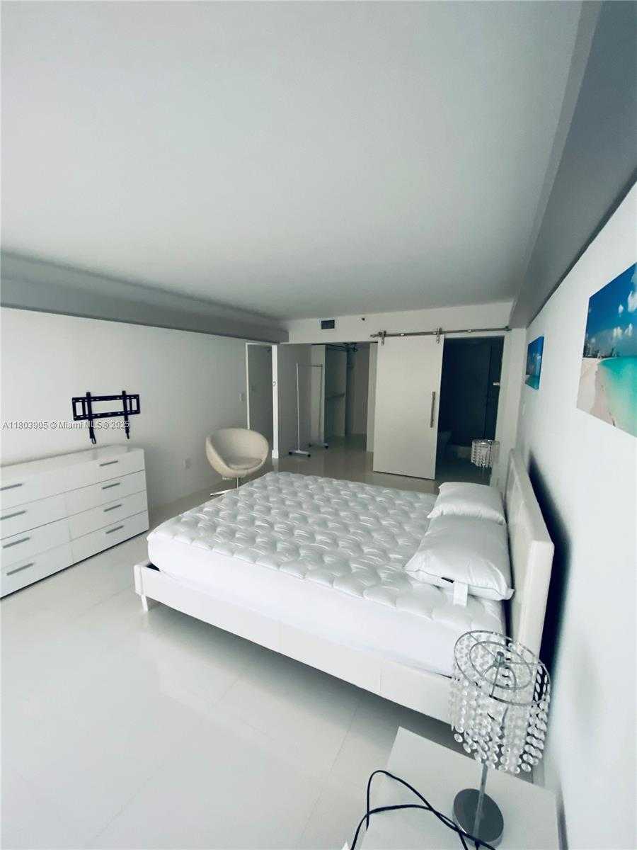 Small Image of 555 NORTH EAST 15TH ST #27G, Miami Number 7