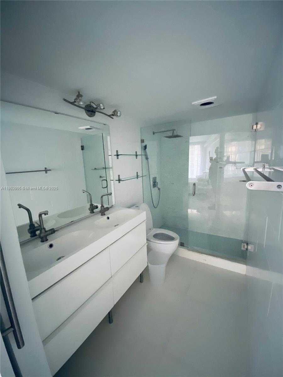 Small Image of 555 NORTH EAST 15TH ST #27G, Miami Number 8