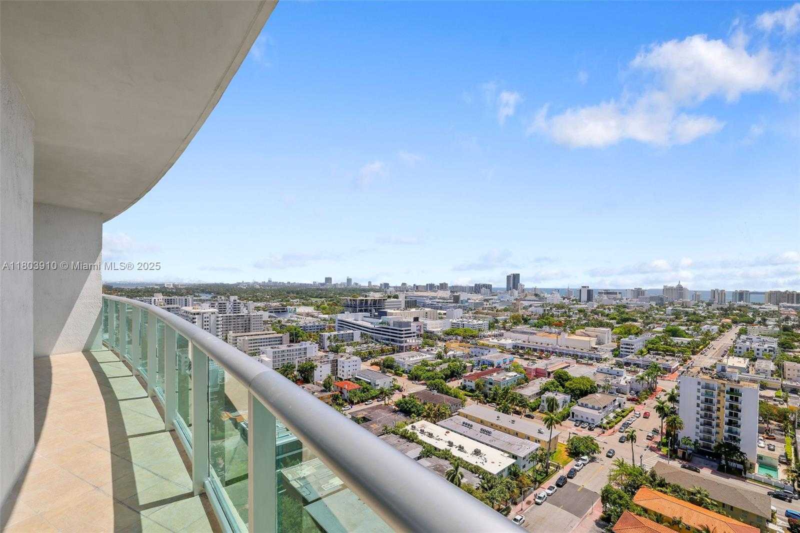 Small Image of 1500 BAY RD #C-0707, Miami Beach Number 12