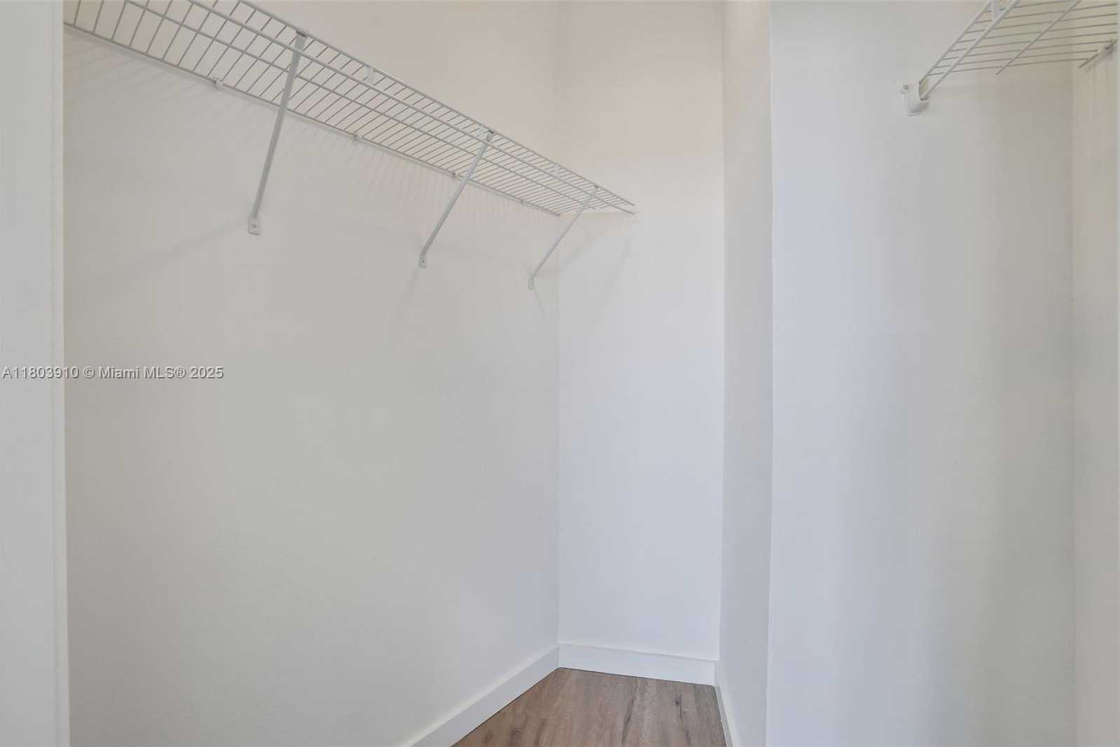 Small Image of 1500 BAY RD #C-0707, Miami Beach Number 25