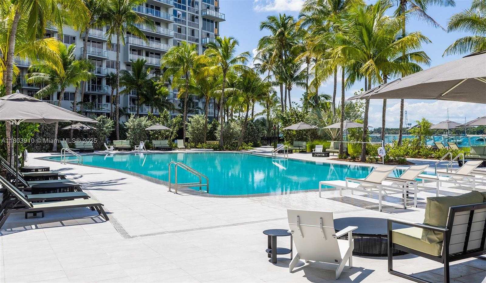 Small Image of 1500 BAY RD #C-0707, Miami Beach Number 29