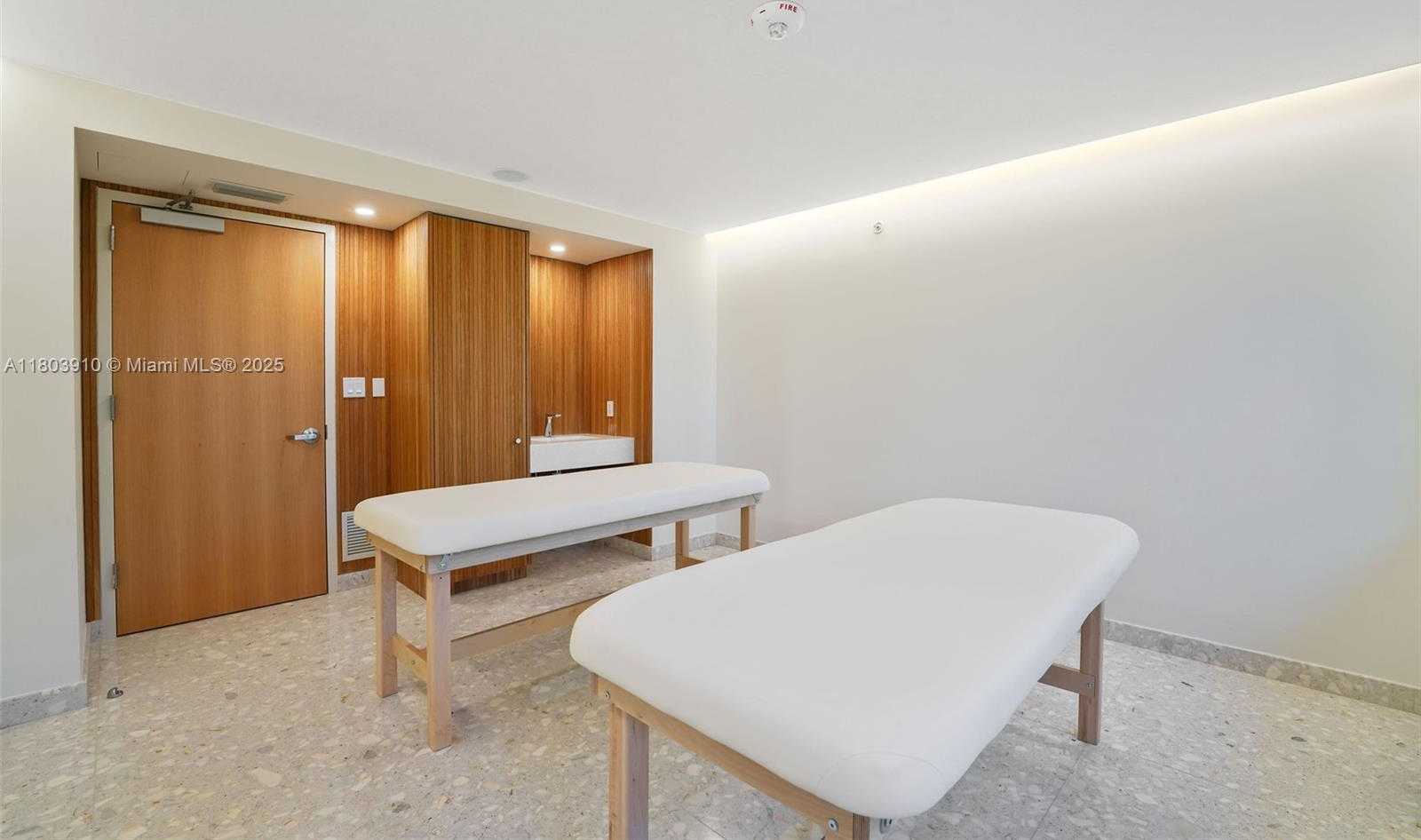 Small Image of 1500 BAY RD #C-0707, Miami Beach Number 41