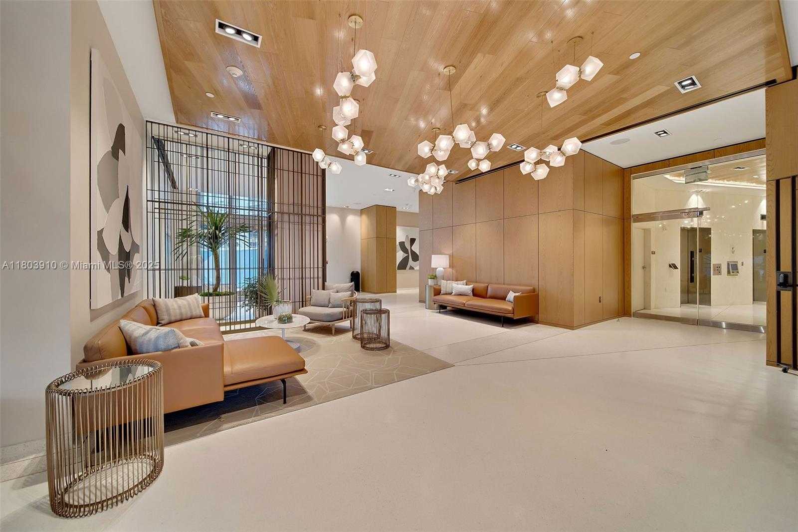Small Image of 1500 BAY RD #C-0707, Miami Beach Number 46