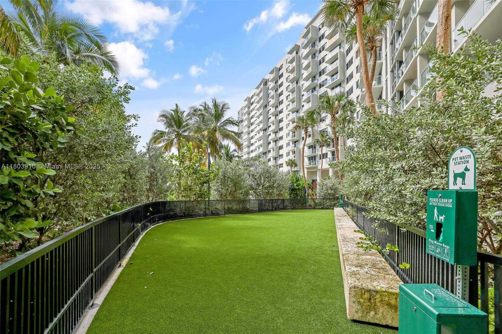 Small Image of 1500 BAY RD #C-0707, Miami Beach Number 66