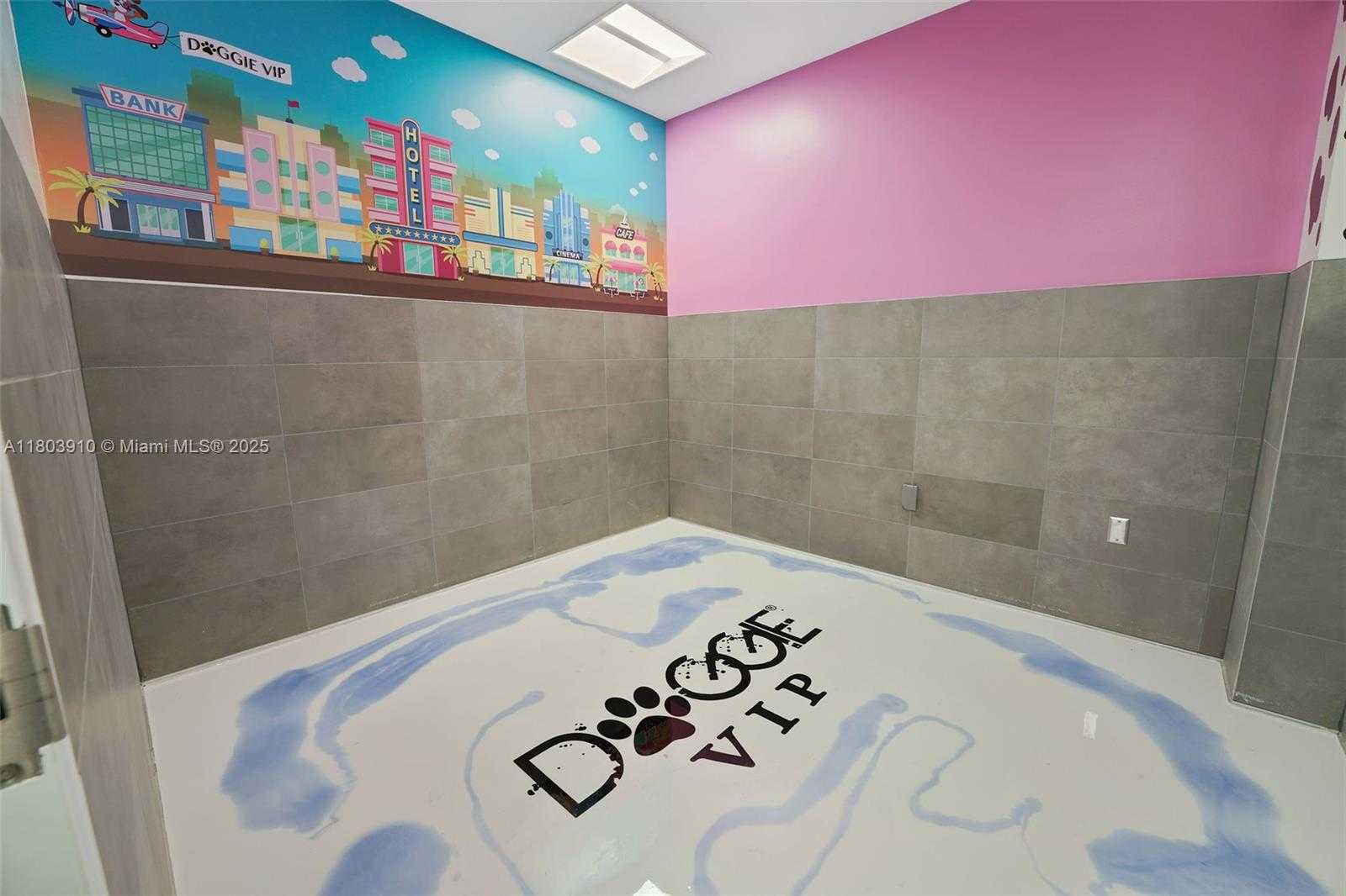 Small Image of 1500 BAY RD #C-0707, Miami Beach Number 68