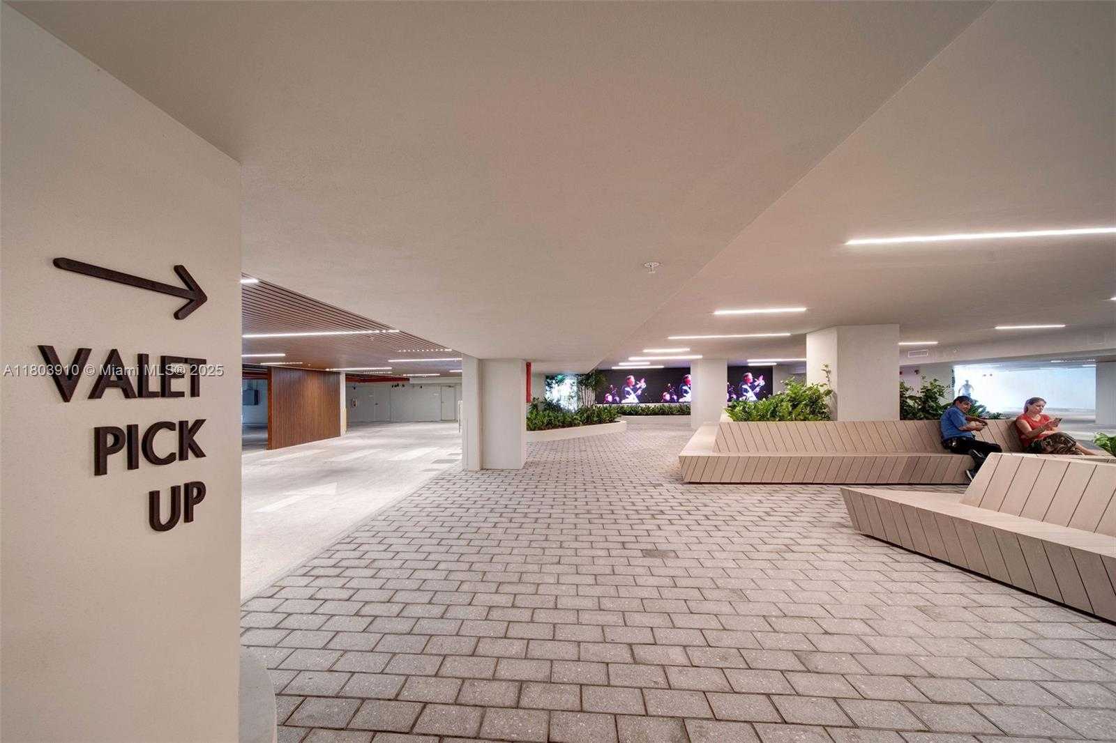 Small Image of 1500 BAY RD #C-0707, Miami Beach Number 85