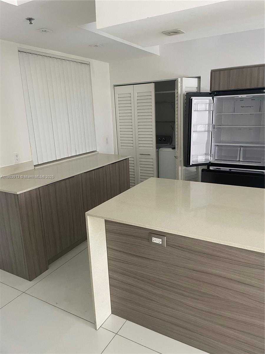 Small Image of 3155 NORTH EAST 184TH ST #8105, Aventura Number 10