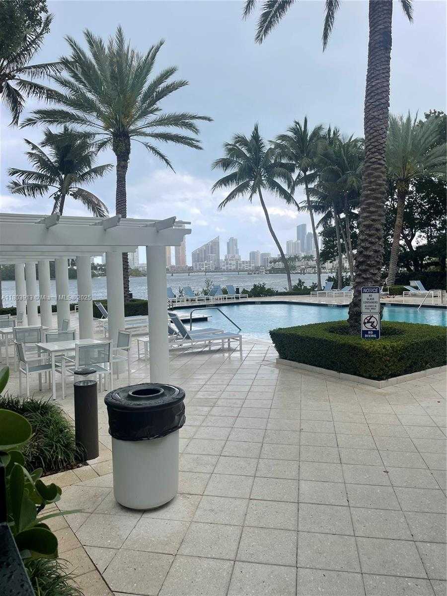 Small Image of 3155 NORTH EAST 184TH ST #8105, Aventura Number 23