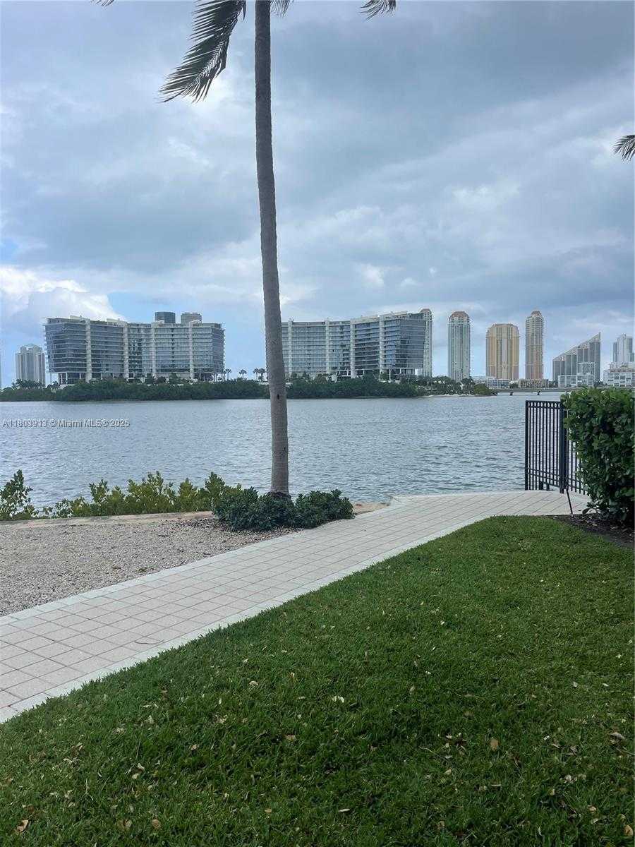 Small Image of 3155 NORTH EAST 184TH ST #8105, Aventura Number 24