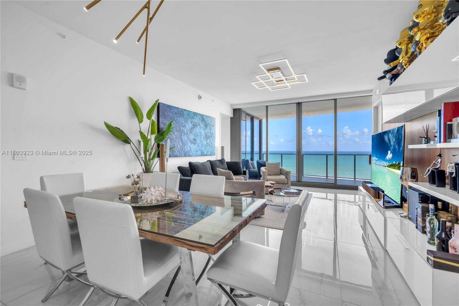 Small Image of 15701 COLLINS AVE #1504, Sunny Isles Beach Number 11