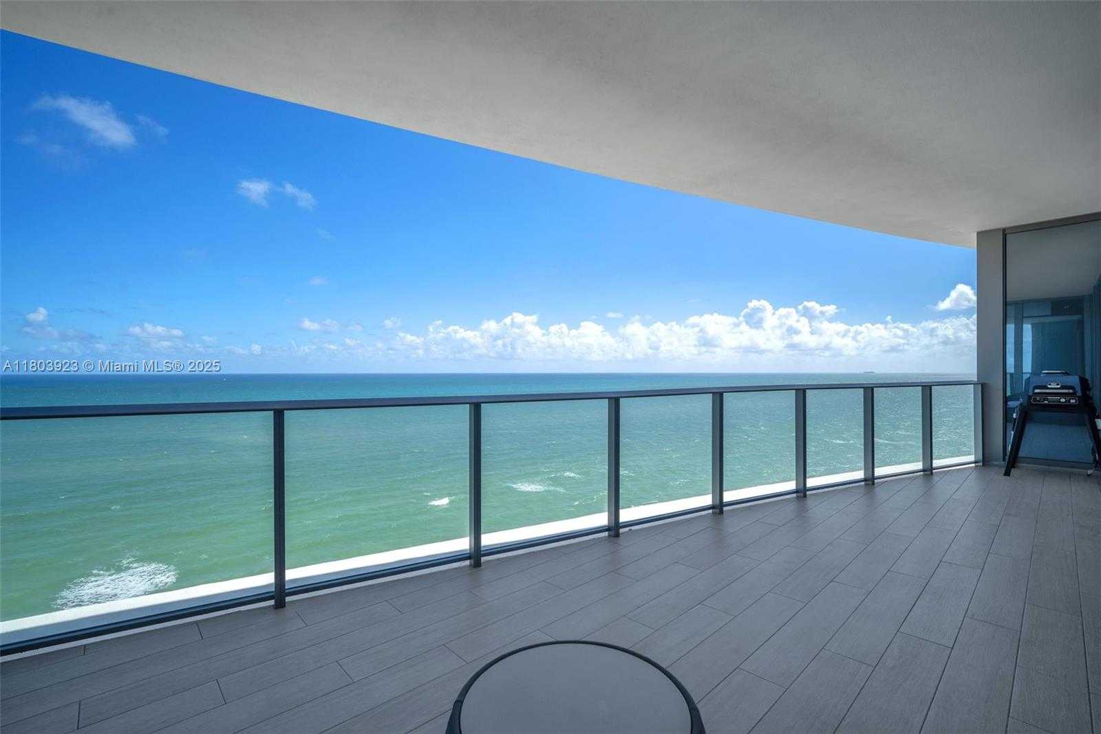 Small Image of 15701 COLLINS AVE #1504, Sunny Isles Beach Number 2