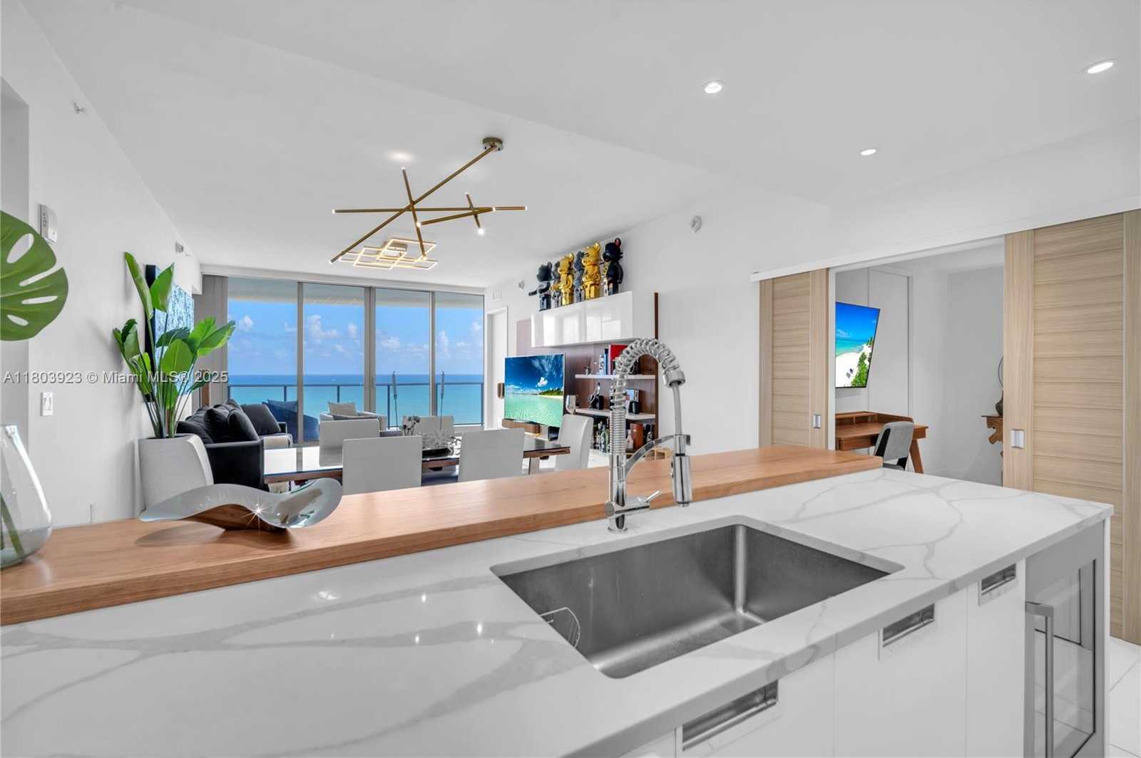 Small Image of 15701 COLLINS AVE #1504, Sunny Isles Beach Number 22