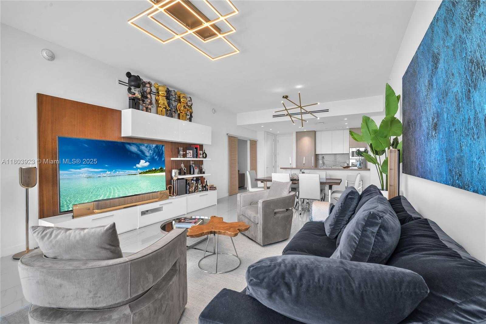 Small Image of 15701 COLLINS AVE #1504, Sunny Isles Beach Number 7