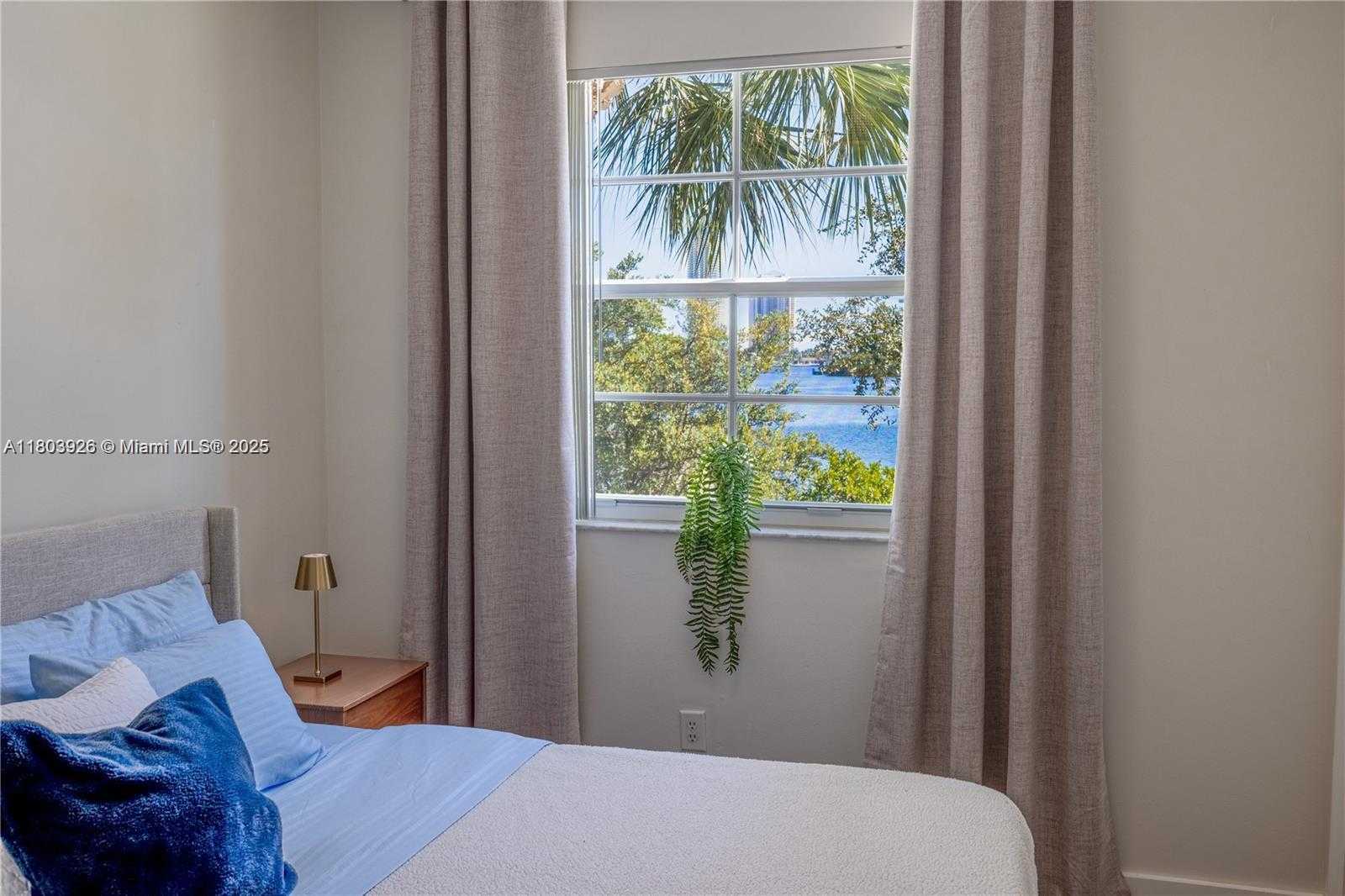 Small Image of 3255 NORTH EAST 184TH #12206, Aventura Number 26