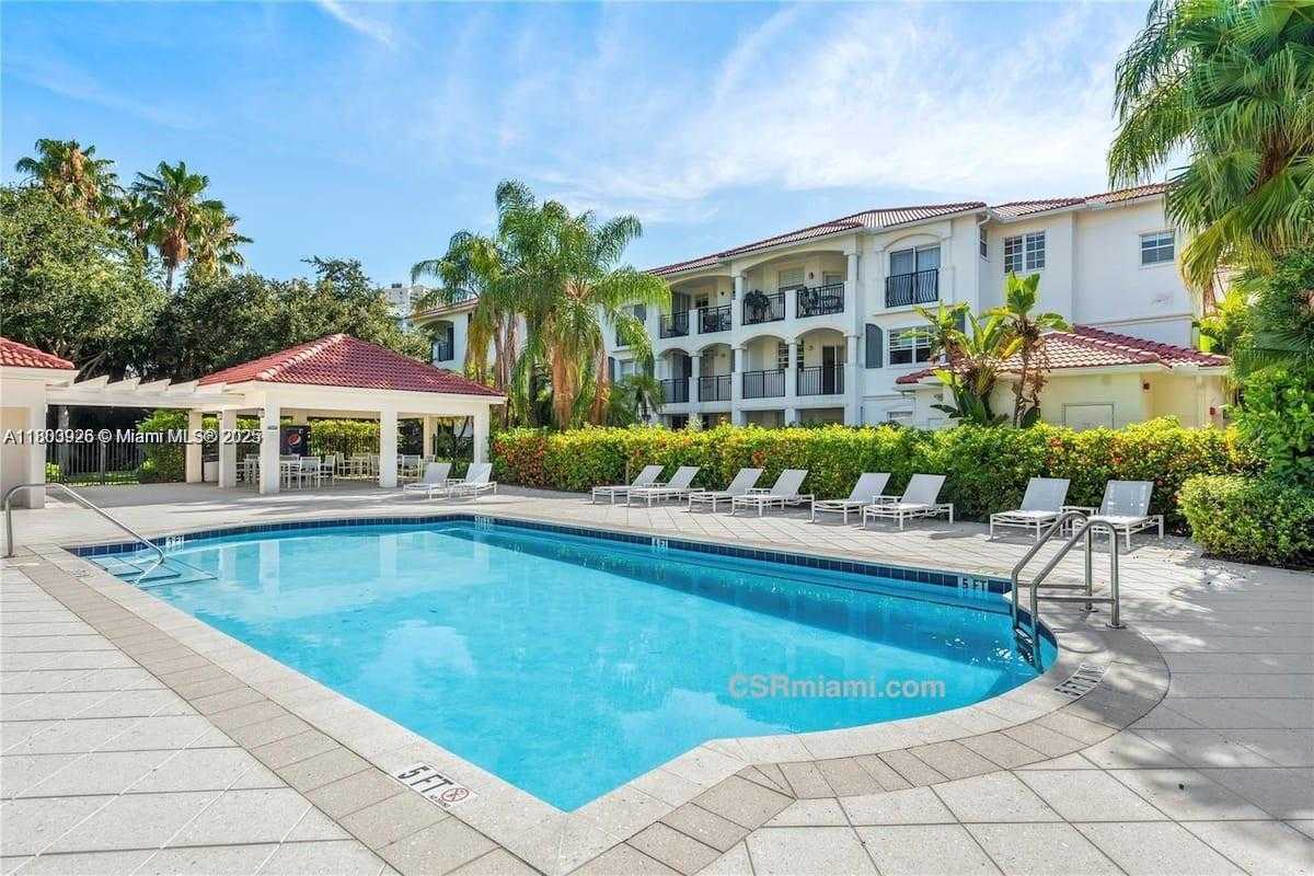 Small Image of 3255 NORTH EAST 184TH #12206, Aventura Number 32