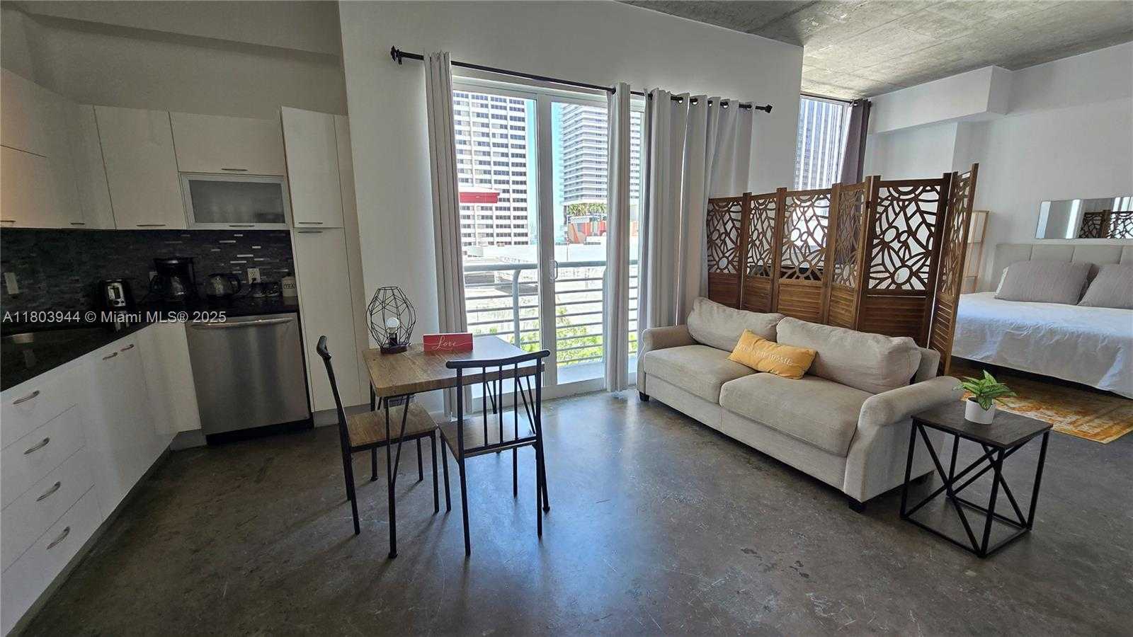 Small Image of 133 NORTH EAST 2ND AVE #810, Miami Number 3
