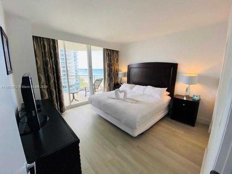 Small Image of 17375 COLLINS AVE #1207, Sunny Isles Beach Number 20