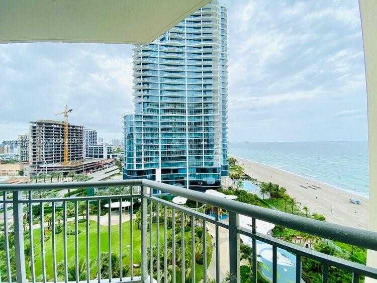 Small Image of 17375 COLLINS AVE #1207, Sunny Isles Beach Number 3