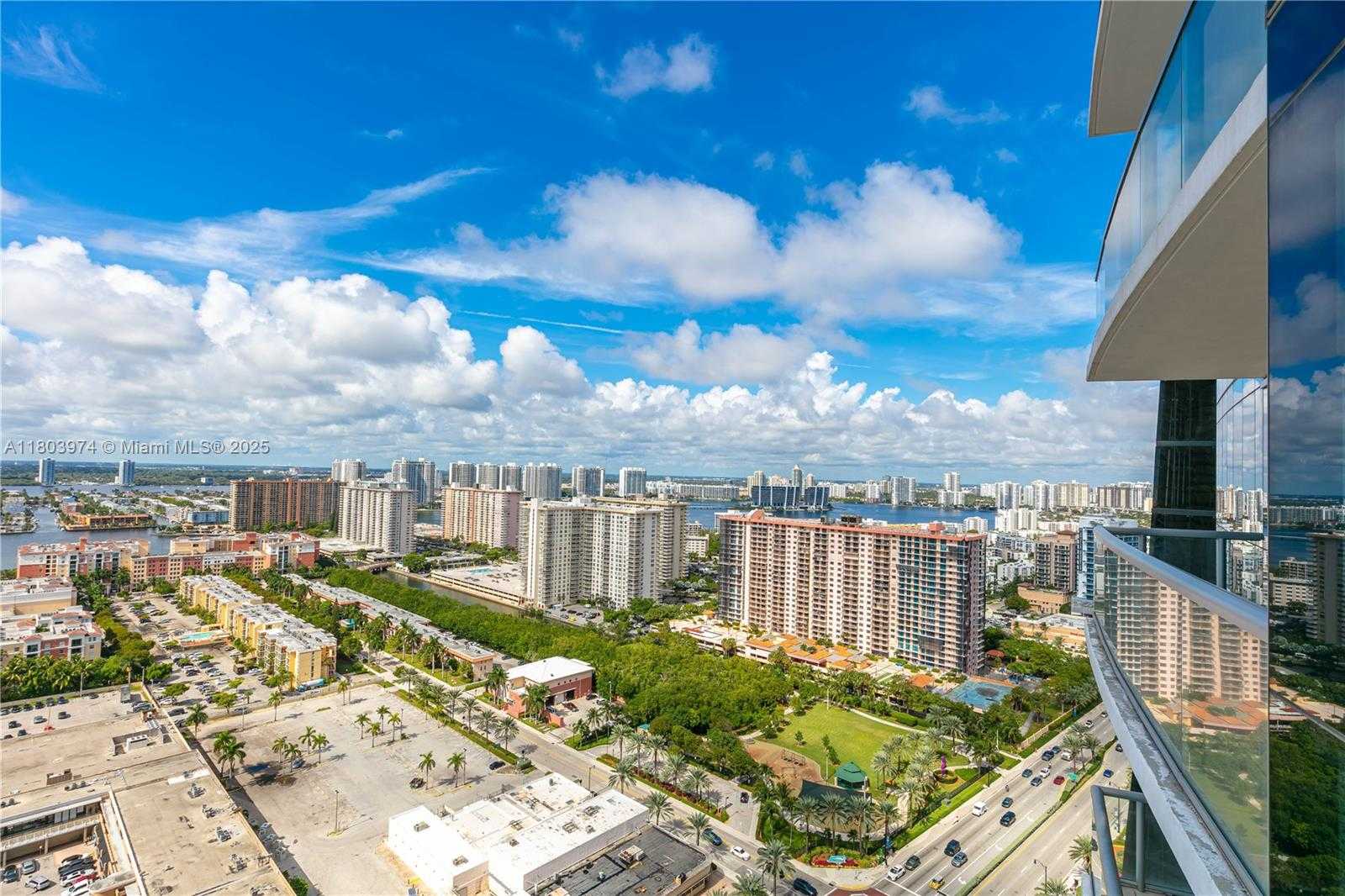 Small Image of 17121 COLLINS AVE #2905, Sunny Isles Beach Number 32