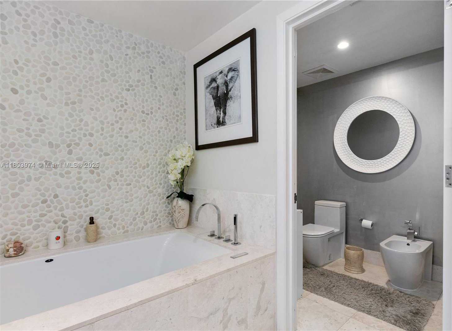 Small Image of 17121 COLLINS AVE #2905, Sunny Isles Beach Number 36