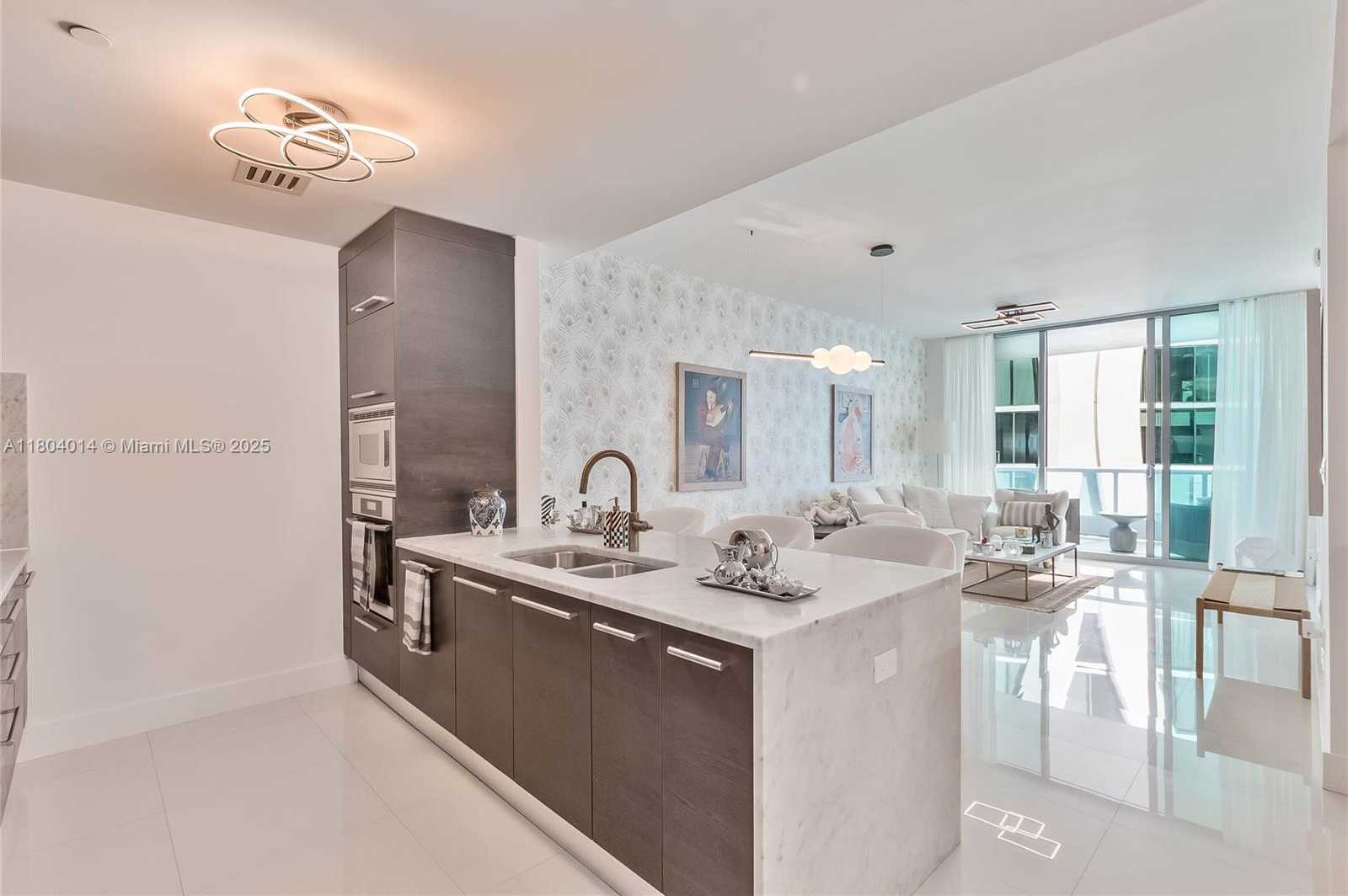 Small Image of 900 BISCAYNE BLVD #3710, Miami Number 10