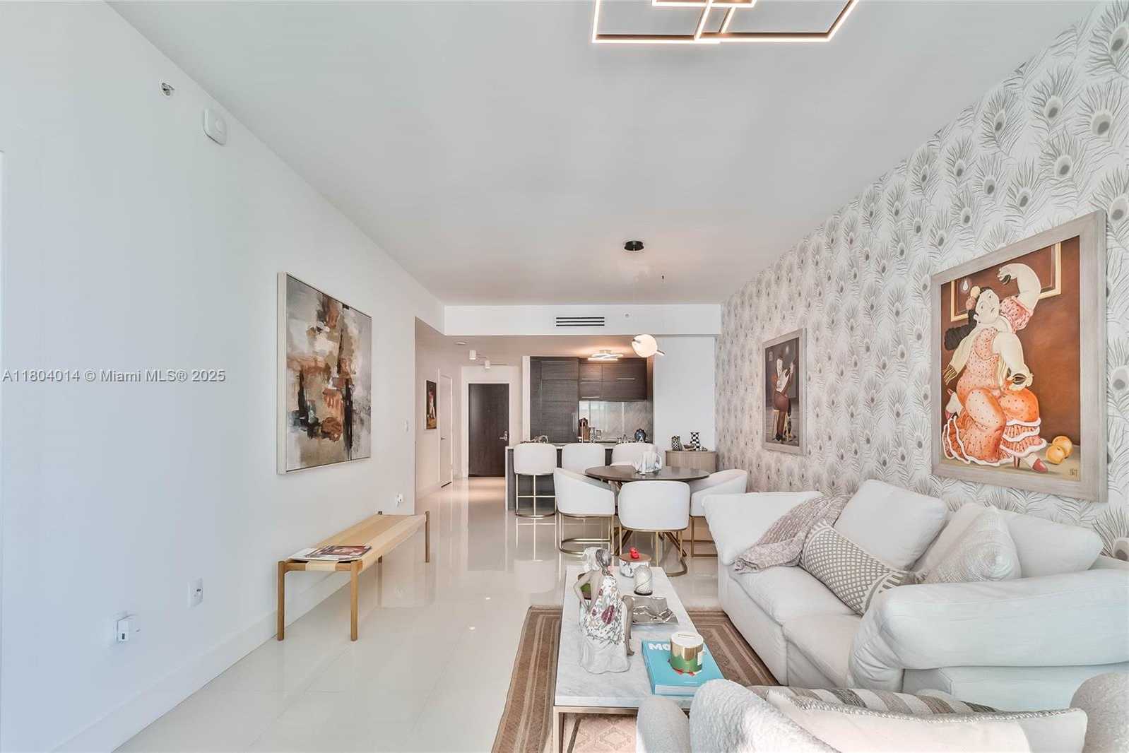 Small Image of 900 BISCAYNE BLVD #3710, Miami Number 14