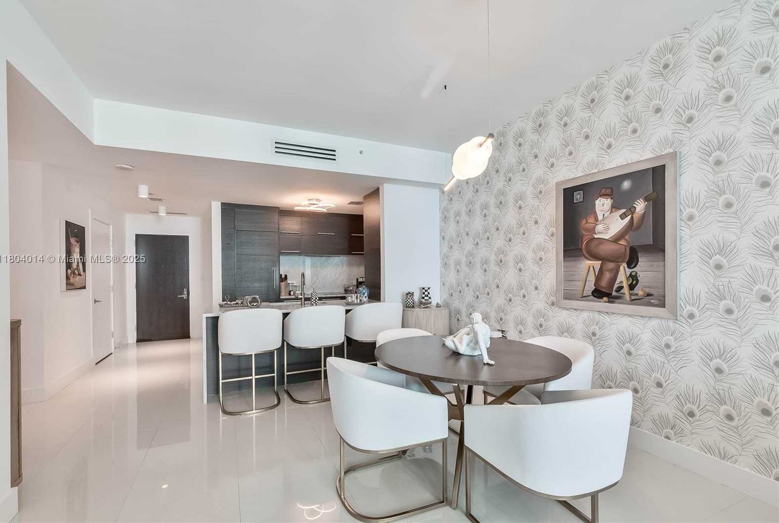 Small Image of 900 BISCAYNE BLVD #3710, Miami Number 15