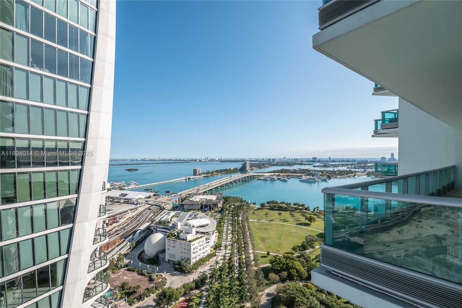 Small Image of 900 BISCAYNE BLVD #3710, Miami Number 7