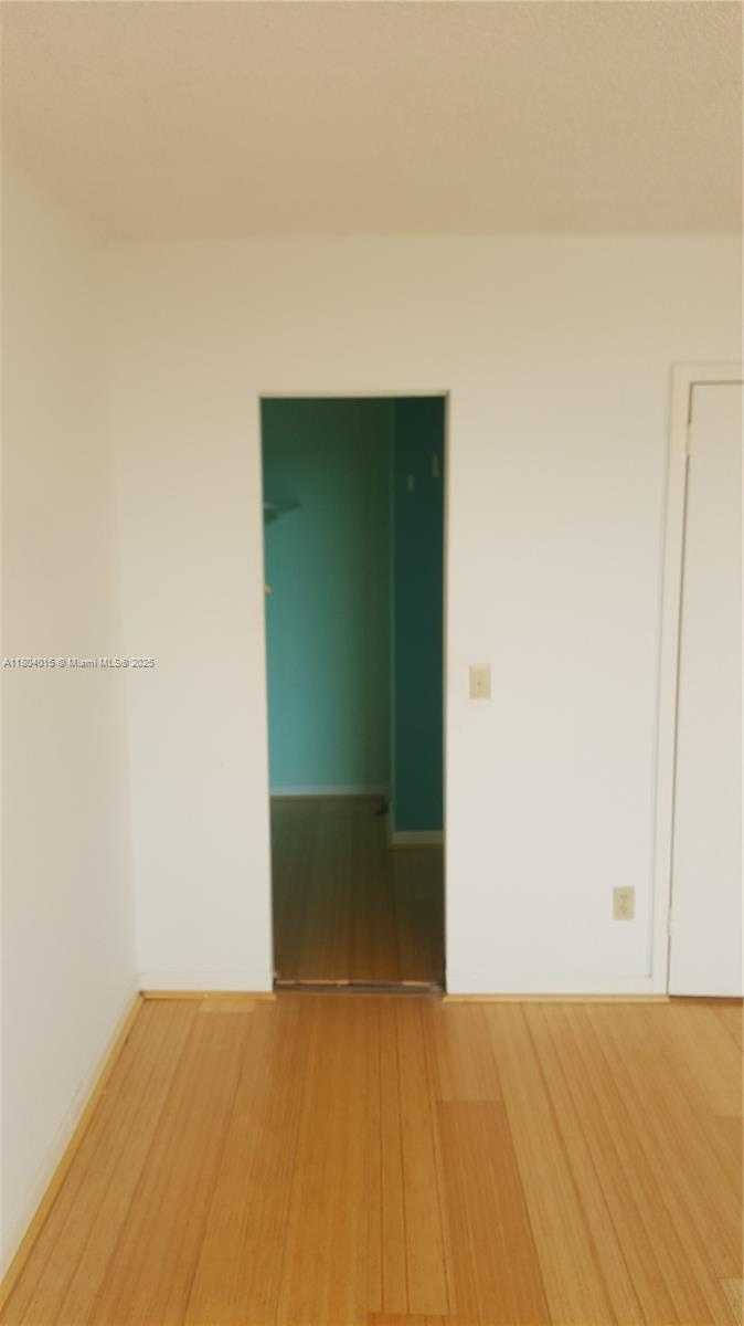Small Image of 2020 NORTH EAST 135TH ST #406, North Miami Number 5
