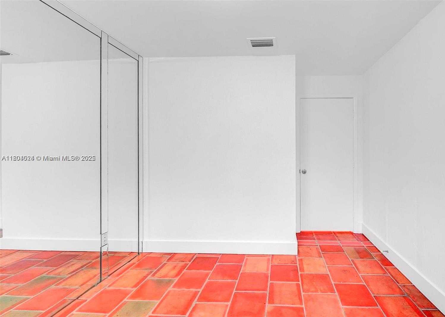 Small Image of 20908 LEEWARD CT #231-3, Aventura Number 22