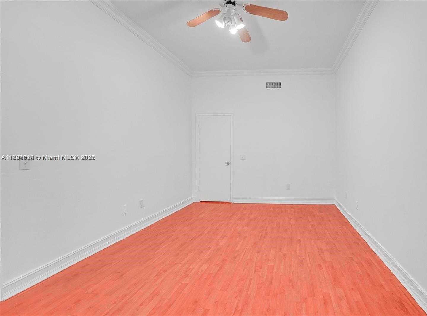 Small Image of 20908 LEEWARD CT #231-3, Aventura Number 33