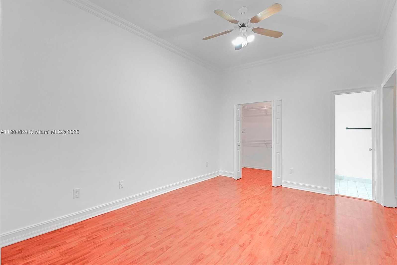 Small Image of 20908 LEEWARD CT #231-3, Aventura Number 35