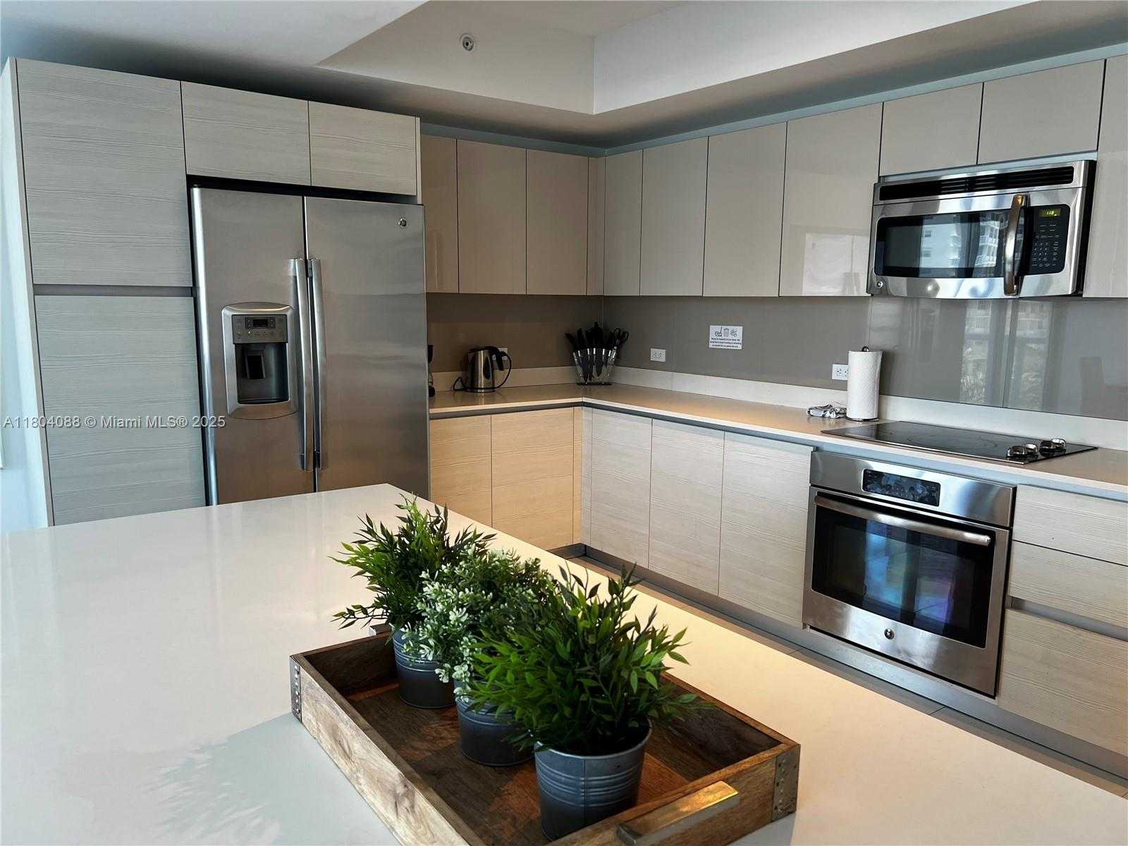 Small Image of 2600 EAST HALLANDALE BEACH BLVD #T901, Hallandale Beach Number 2