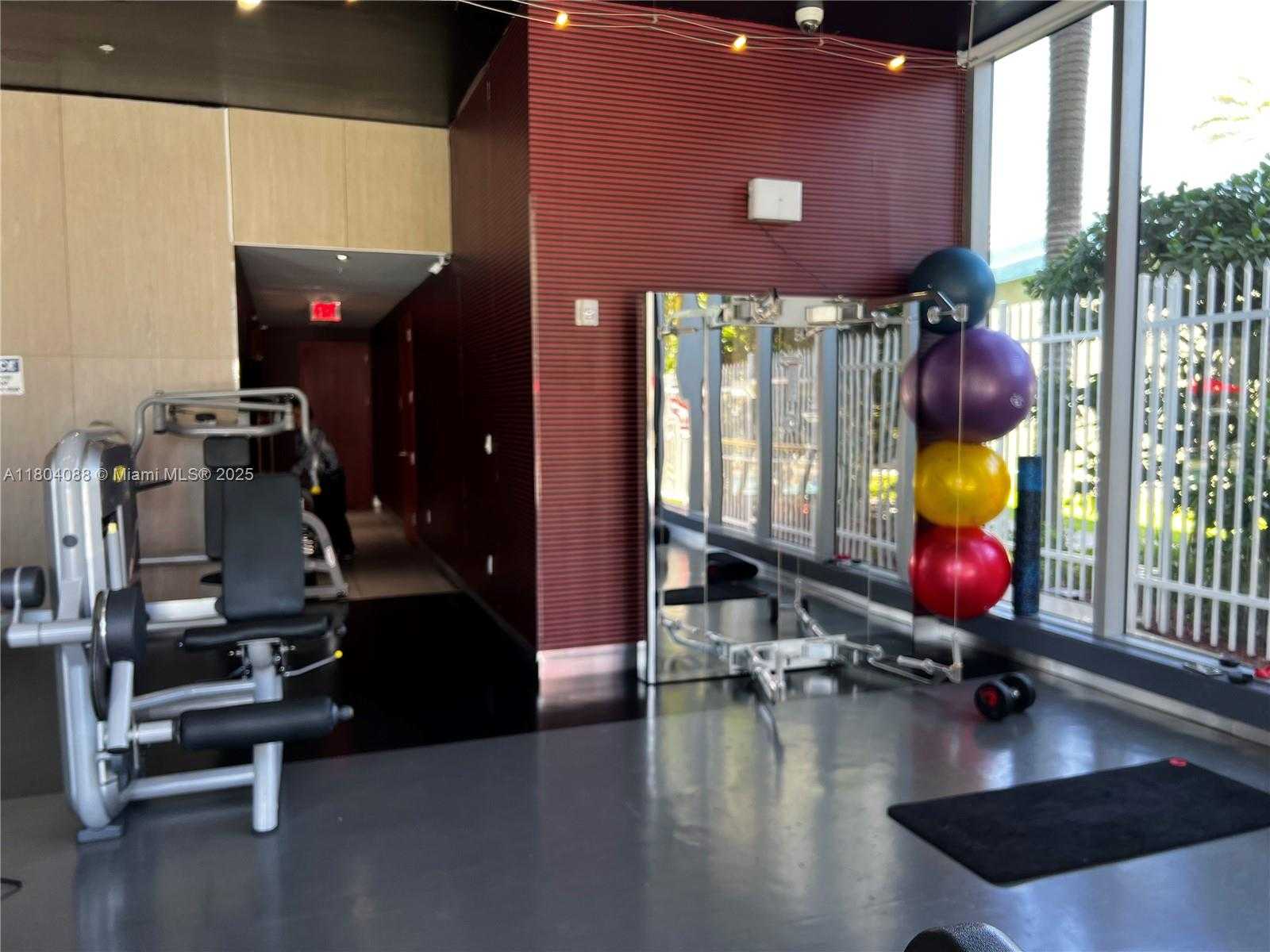 Small Image of 2600 EAST HALLANDALE BEACH BLVD #T901, Hallandale Beach Number 21