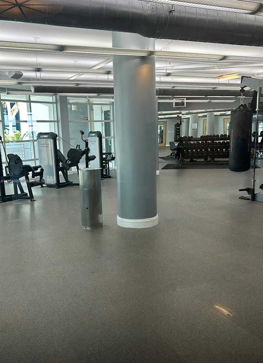 Small Image of 244 BISCAYNE BLVD #247, Miami Number 10