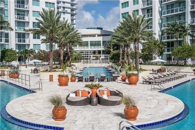 Small Image of 244 BISCAYNE BLVD #247, Miami Number 12