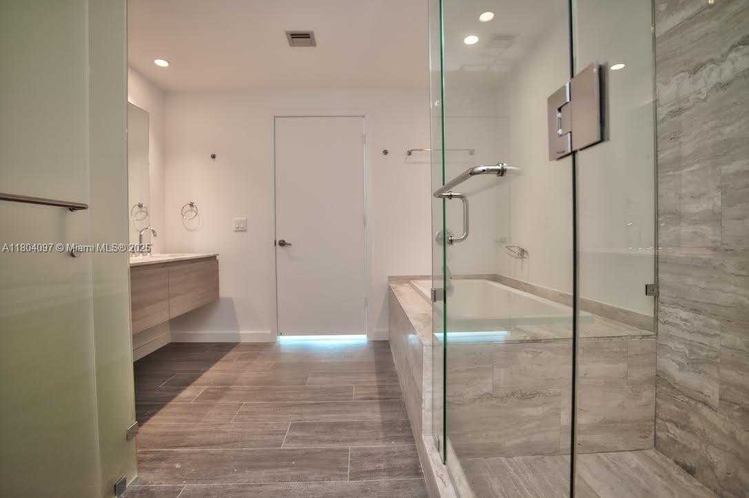 Small Image of 2900 NORTH EAST 7TH AVE #1208, Miami Number 5