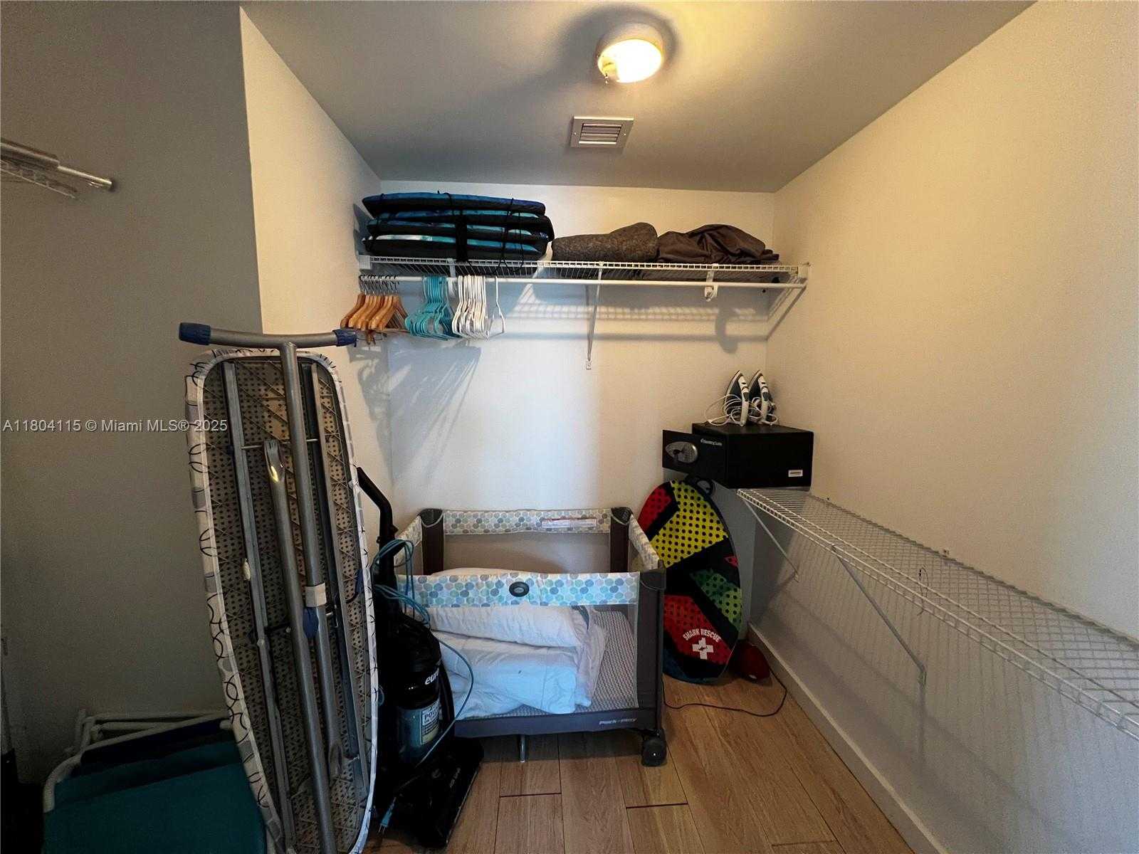 Small Image of 2600 EAST HALLANDALE BEACH BLVD #T401, Hallandale Beach Number 13