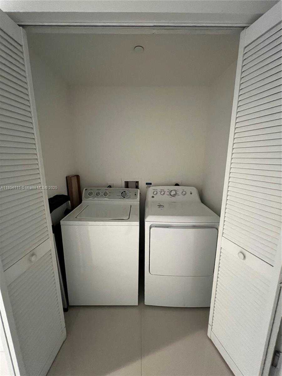 Small Image of 2600 EAST HALLANDALE BEACH BLVD #T401, Hallandale Beach Number 20